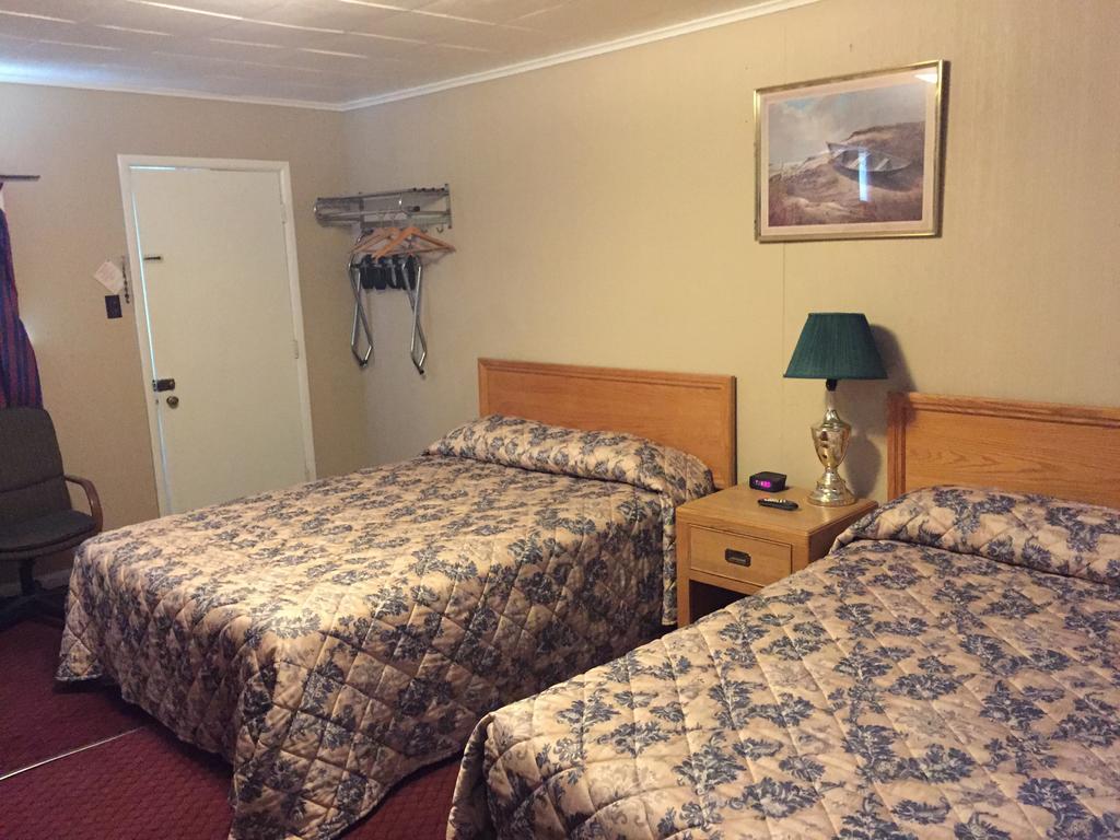 Shamrock Motel Мідленд Екстер'єр фото